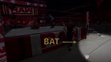 一只蝙蝠飞进比赛场地，威猛的隆达罗西被吓到了