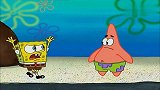 海绵宝宝：海绵宝宝身份牌没有丢失，只是把裤子穿反，跑到后面！