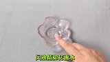 风油精和花露水混一起，驱蚊竟这么厉害，家家户户都需要，快试试