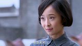 豹子团长露了一手背后开枪，成功获美女崇拜，还让他教自己打枪