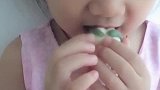 这大热天给桃子生小桃子，烫的那叫一个酸爽