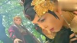 在藏镜人面前，翻云魔君的紫光蚀体只能算是三流武功