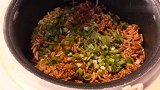 打卡帝都好味道 鲜牛记的牛肉米饭 米香肉香一锅焖 燃