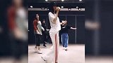 开口跪！张韶涵《香水百合》练习版，像被天使吻过的嗓音