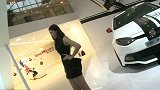 2012北京车展-青春美女小清新与MG6黑白配