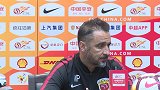 上港众志成城攻克航海  佩雷拉表示打高吊球很为难-新闻
