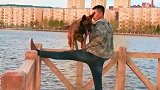 一人一狗夕阳西下！