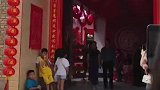 女儿出嫁送嫁队伍让人羡慕