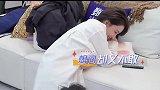 张馨予问张柏芝：现任一个月赚多少？随后张柏芝的回答，网友愣住