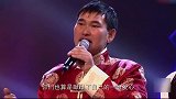 大衣哥拍卖大衣，底下的暴发户不停加价，真是人傻钱多！