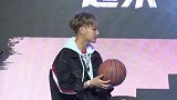 黄子韬爸爸生前社交平台全是儿子 5月还在为他庆生