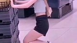 原来榴莲都这样摘的呀
