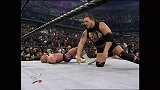 WWE-17年-经典时刻：王室决战大秀哥登场碾压众人-精华