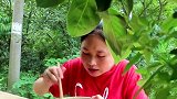 胖妹花十几元买的河蚌，网友们纷纷都说不新鲜