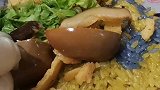 自己选择的路，跪着也要走完，生活很苦，但饭团吃起来真的很香！