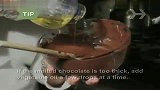 生活-如何自己做巧克力包裹的草莓