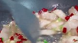 家里人都爱的猪肉炖粉条，快来试试吧！