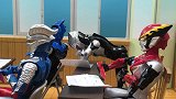 初代让欧布去借粉笔，教导主任也走错了教室