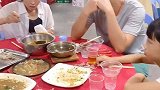 捡包纸巾上来，菜没了，给我整哪去了