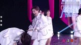 杨超越痛哭发言：干啥啥不行，跟老板吵架第一名！杨超越蠢萌瞬间