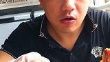 麻辣鸭腿啃起来