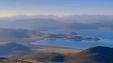 西藏圣湖羊卓雍措，库拉岗日雪山和日托寺