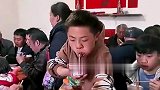 礼钱没白交，这下吃回本