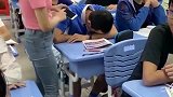 用游戏声音叫醒学生，老师的套路真是防不胜防啊！