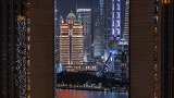 我时常在想，到底是什么样的人喜欢我拍的这些作品，喜欢这繁华夜景，一定是想在陆家嘴买房的人吧  上海  治愈