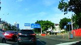 当外卖小哥撞了外卖小哥，为了送餐就不计较了