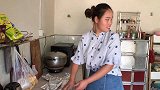 燕子做烤鱼丸，撒上孜然刷上辣椒油，3斤不够吃，这也忒过瘾了