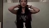 美女记者孟超晒穿文班球衣配文：他是你们的MVP吗？