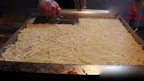 街头的土豆饼，撒点这个，简直不要太好吃