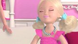 芭比：芭比家里乱糟糟，然而她并不在意，她更在意约会