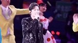 肖战那英同台，肖式坚果步，肖战也太可爱了吧小猫走的一晃一晃的