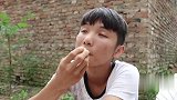 哥哥牙疼小甜甜带哥哥去找妈妈，结果被妈妈一招治好