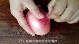 一块豆腐加个洋葱，不用蒸不用炸，营养美味，一周5次不嫌多