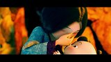 山妖袭击村民，女子抱着孩子被包围，无奈之下只能跳崖！