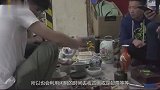 农民河中捞出一块40吨巨石，神秘女子花高价买走，切开不淡定了