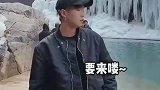 社牛男子录制舞蹈视频，开始面壁的路人
