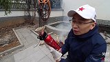 老司机测试37块钱的车载灭火器，让你长长见识