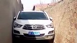 兄弟，你这波天秀操作，差点给我笑岔气了！