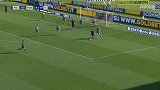 下半场补时第2分钟佛罗伦萨球员弗拉霍维奇射门