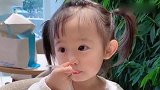 好可爱的小姑娘，看着小模样真是太乖巧了