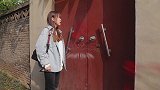 美女房东收房租，穷租客一顿忽悠，钱没收到还倒贴钱