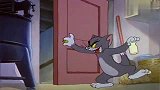 猫和老鼠：汤姆偷喝牛奶，不让主人发现，却和杰瑞共喝一碗！