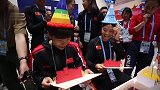 场上对手场下是朋友！军运会运动员村集体过生日 太有爱了