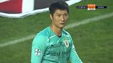 卡达尔头球解围失误 多拉多1V3倒地抢射破门扳回一城