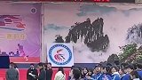 班主任扭着六亲不认的步伐满载而归