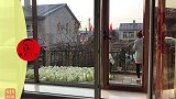 农民王小：东北入冬保暖靠这个小两口干活秀恩爱，天冷心意暖